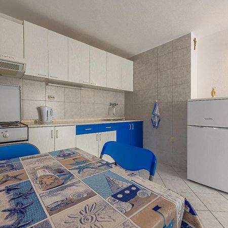 Apartment Bura Primošten Buitenkant foto